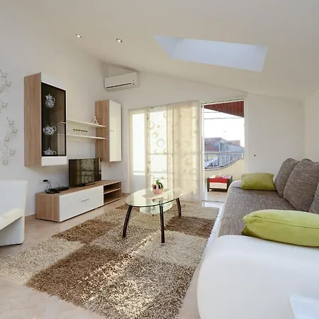 Marinko, No 1 Apartman Zadar