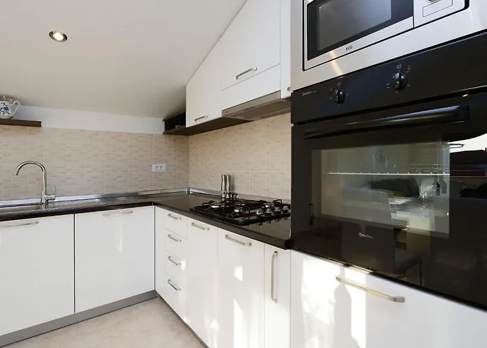 Marinko, No 1 Apartman Zadar